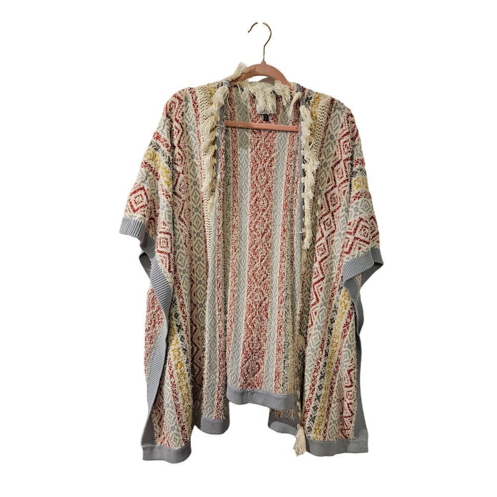 Cabi Siesta Tassel Fringe‎ Poncho Crochet Knit Relaxed Sweater Boho Medium/Large
